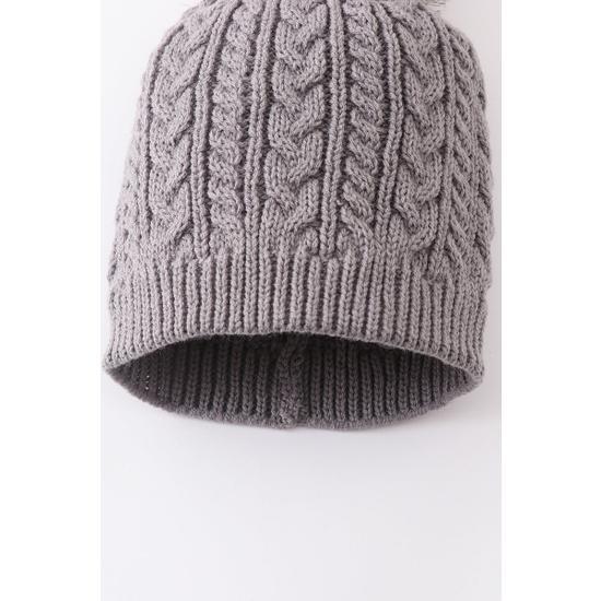 GREY CABLE KNIT POM POM BEANIE