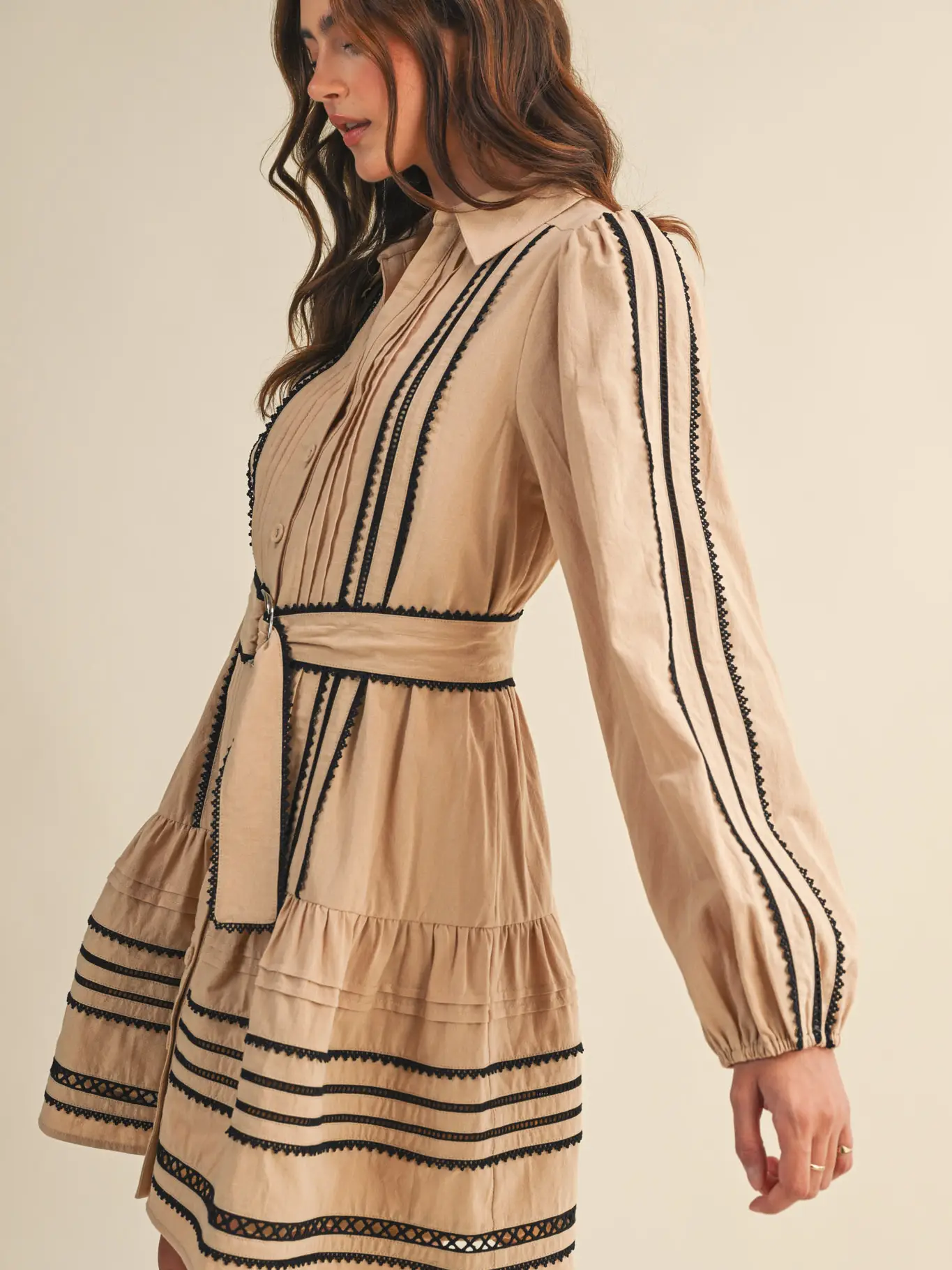 Contrast Lace Trim Belted Mini Dress - TAN BLACK