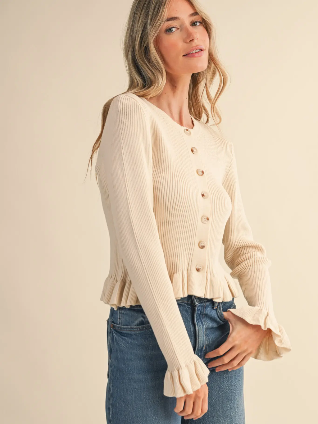 Ruffle Hem Ribbed Knit Sweater Cardigan - EGG SHELL