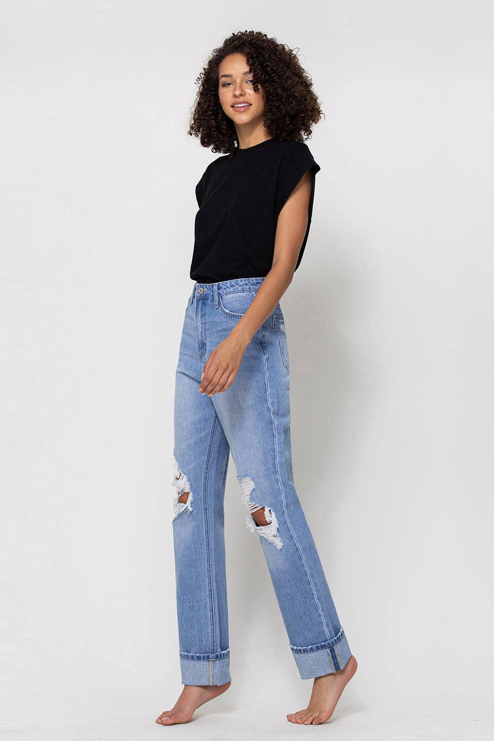 DISTRESSED 90'S STRAIGHT JEANS | ALYSSA FAR OUT