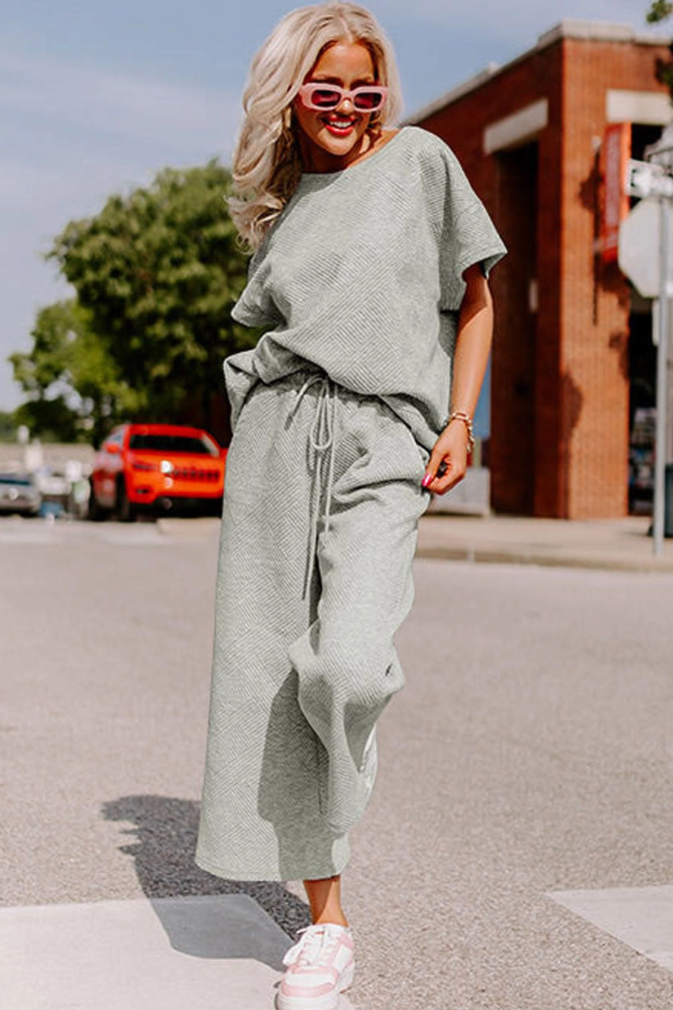 Gray Textured Loose Fit T Shirt and Drawstring Pants Set - Grey