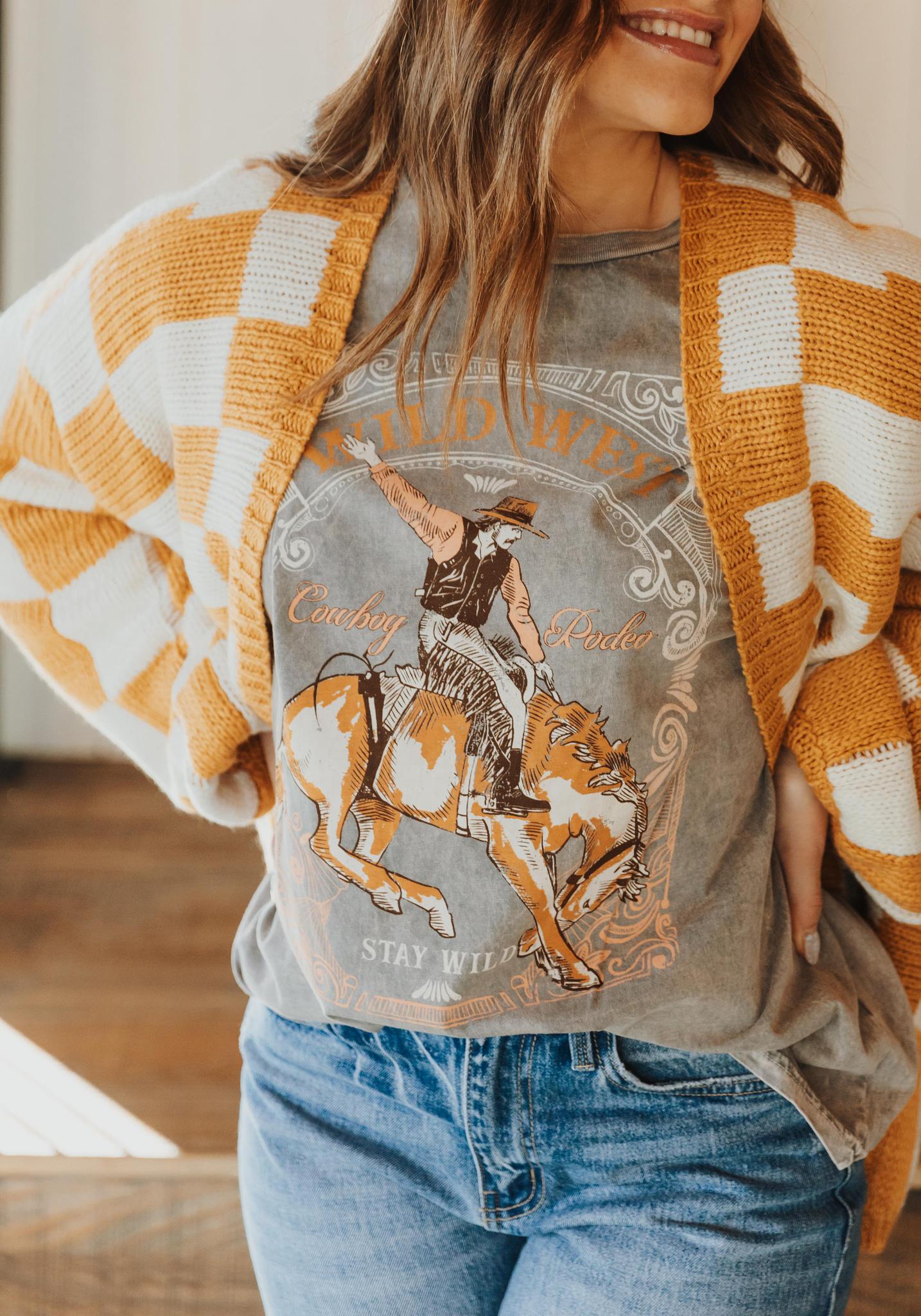 WILD WEST COWBOY RODEO SHORT SLEEVE GRAPHIC TEE - MINERAL GREY