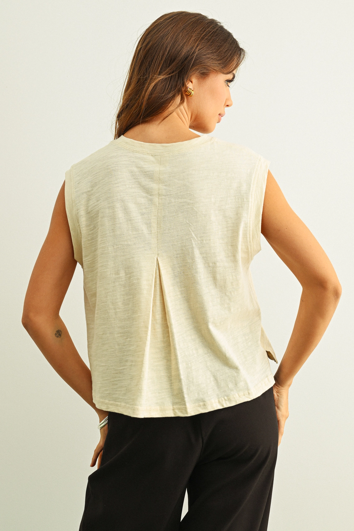 Round Neck Slub Top - ECRU