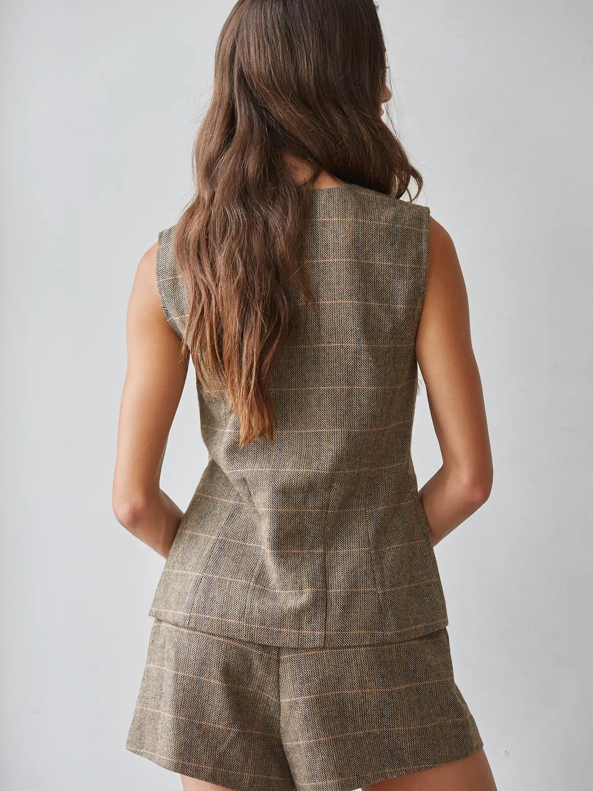 Woven Polyester Wool Button Down Sleeveless Top