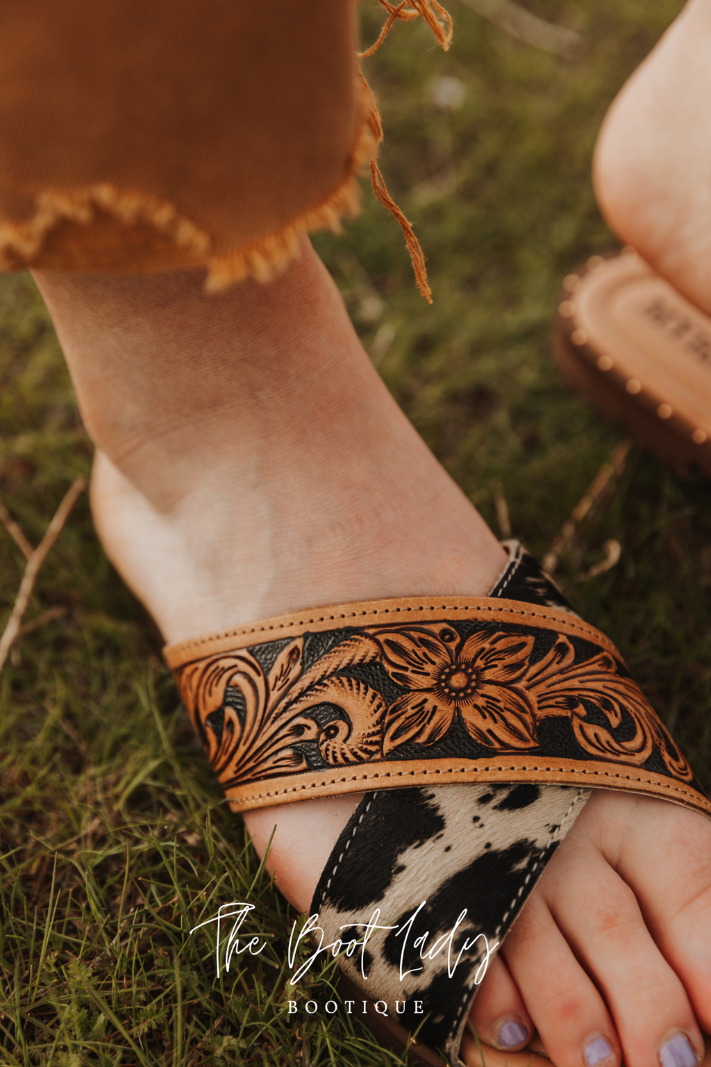 Chappy Western Hand-Tooled Sandals - S-6914