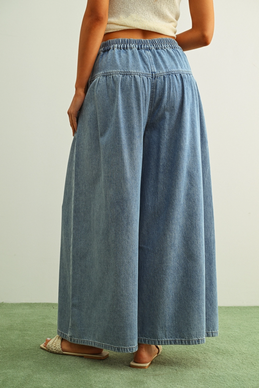 Button Front Shirring Detailed Wide Leg Pants