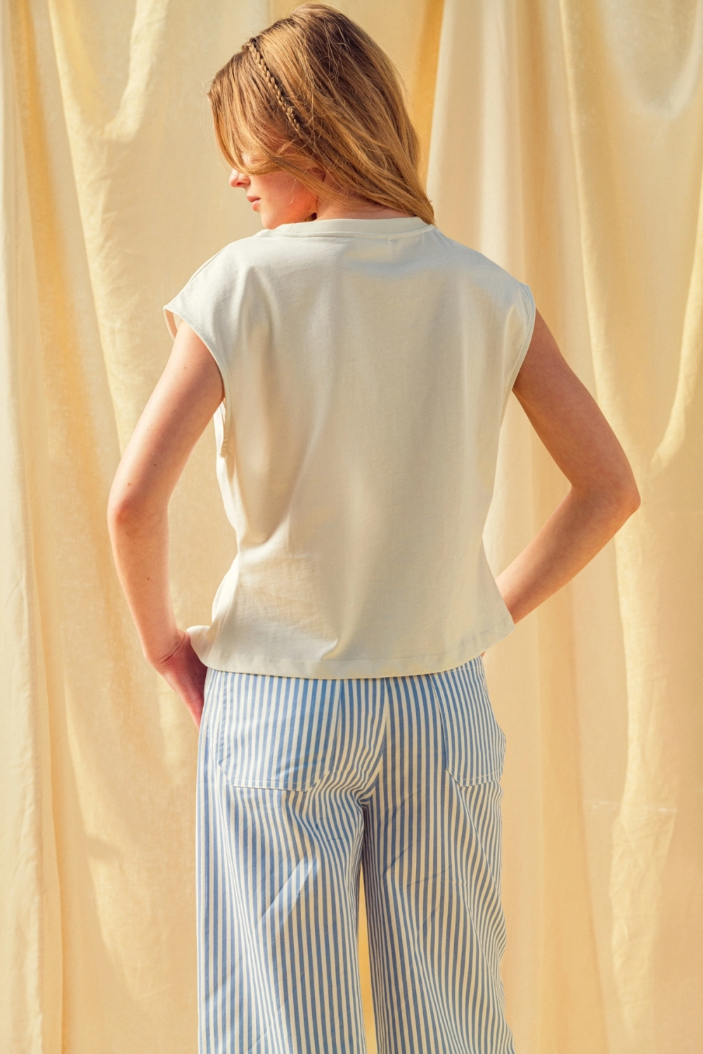 Round Neck Waist Detailed Cap Sleeve Top - White