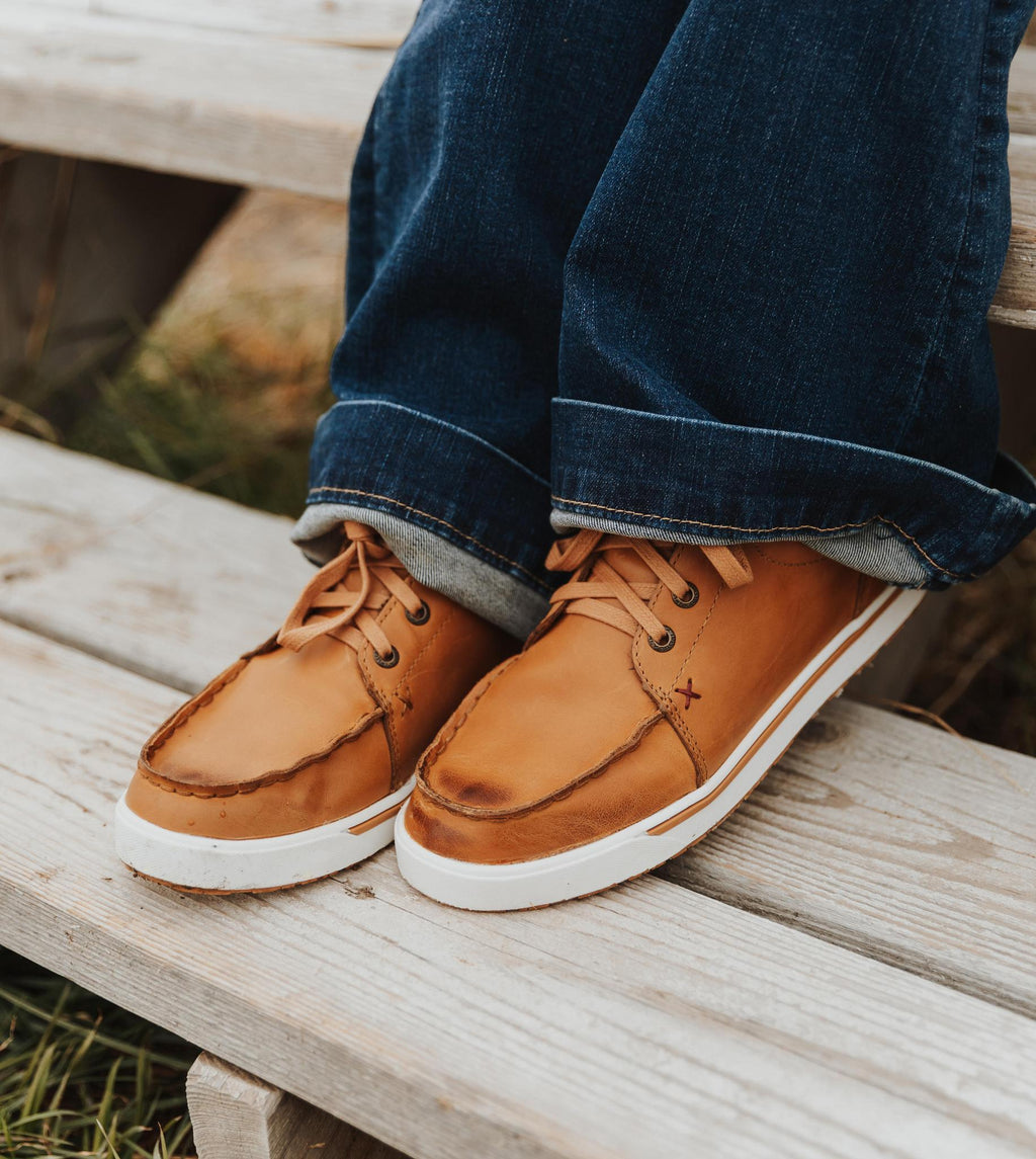 Kicks - Tan YCA0012