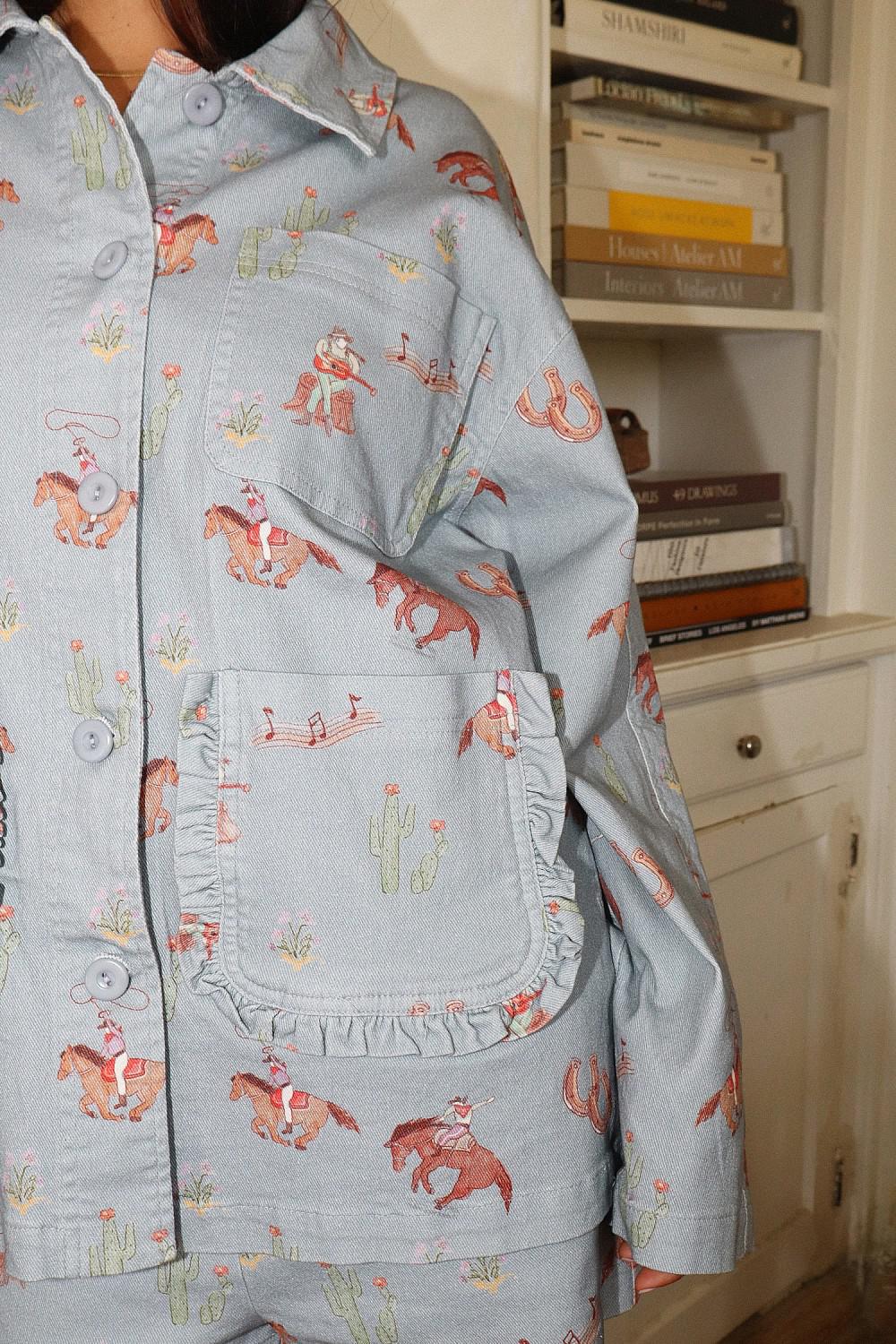 COWGIRL PRINT BUTTON DOWN JACKET - BLUE