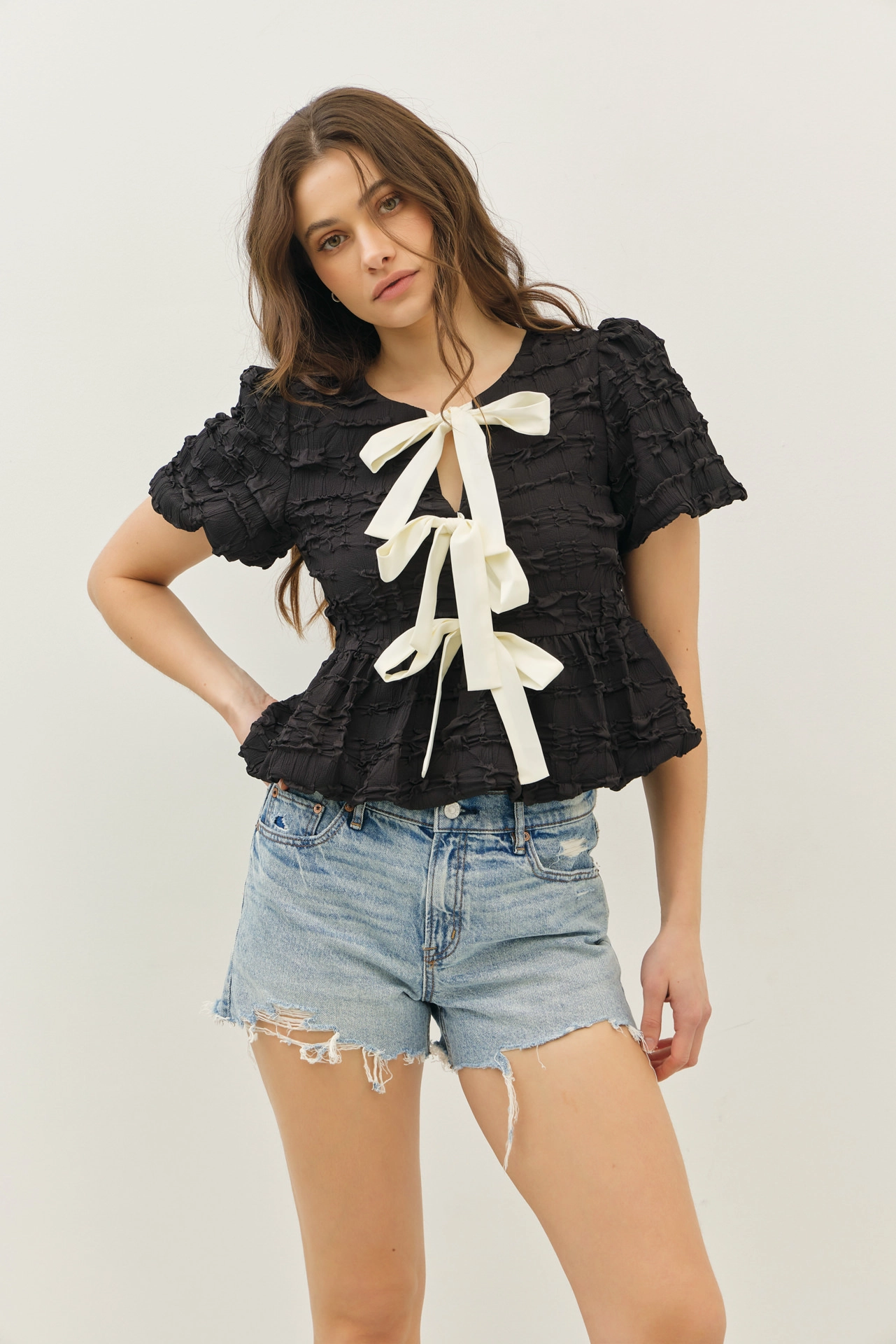 Bubble Babydoll Blouse with Textured Fabric and Contrast Bow - Black