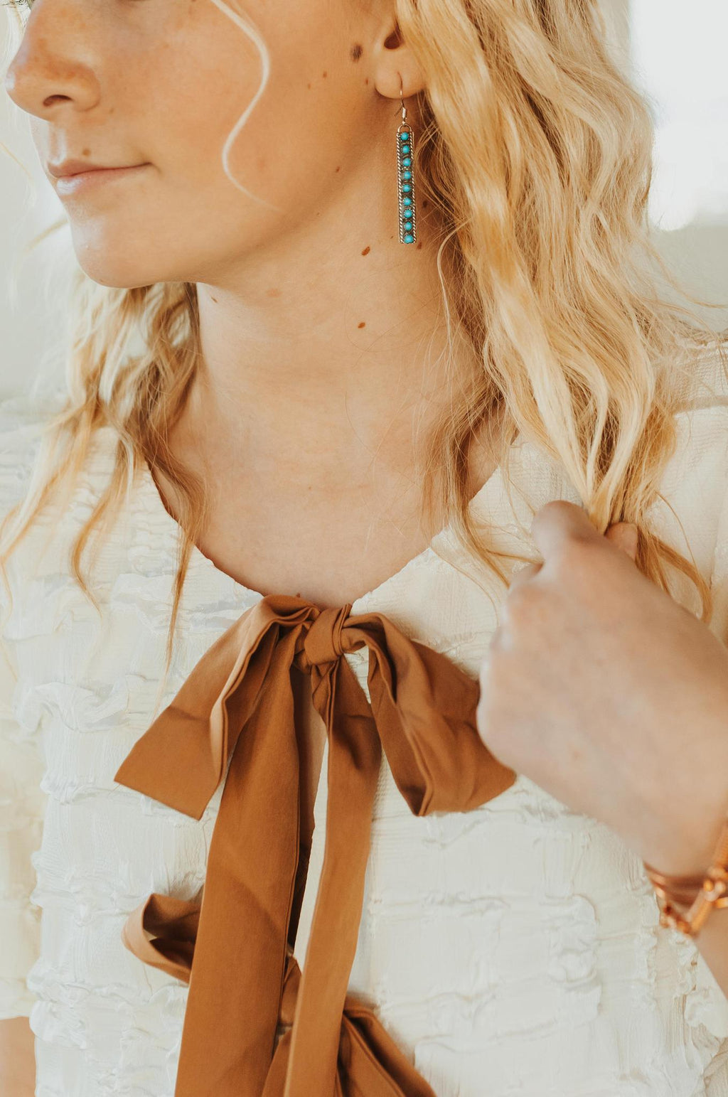 Bubble Babydoll Blouse with Textured Fabric and Contrast Bow - Vanilla