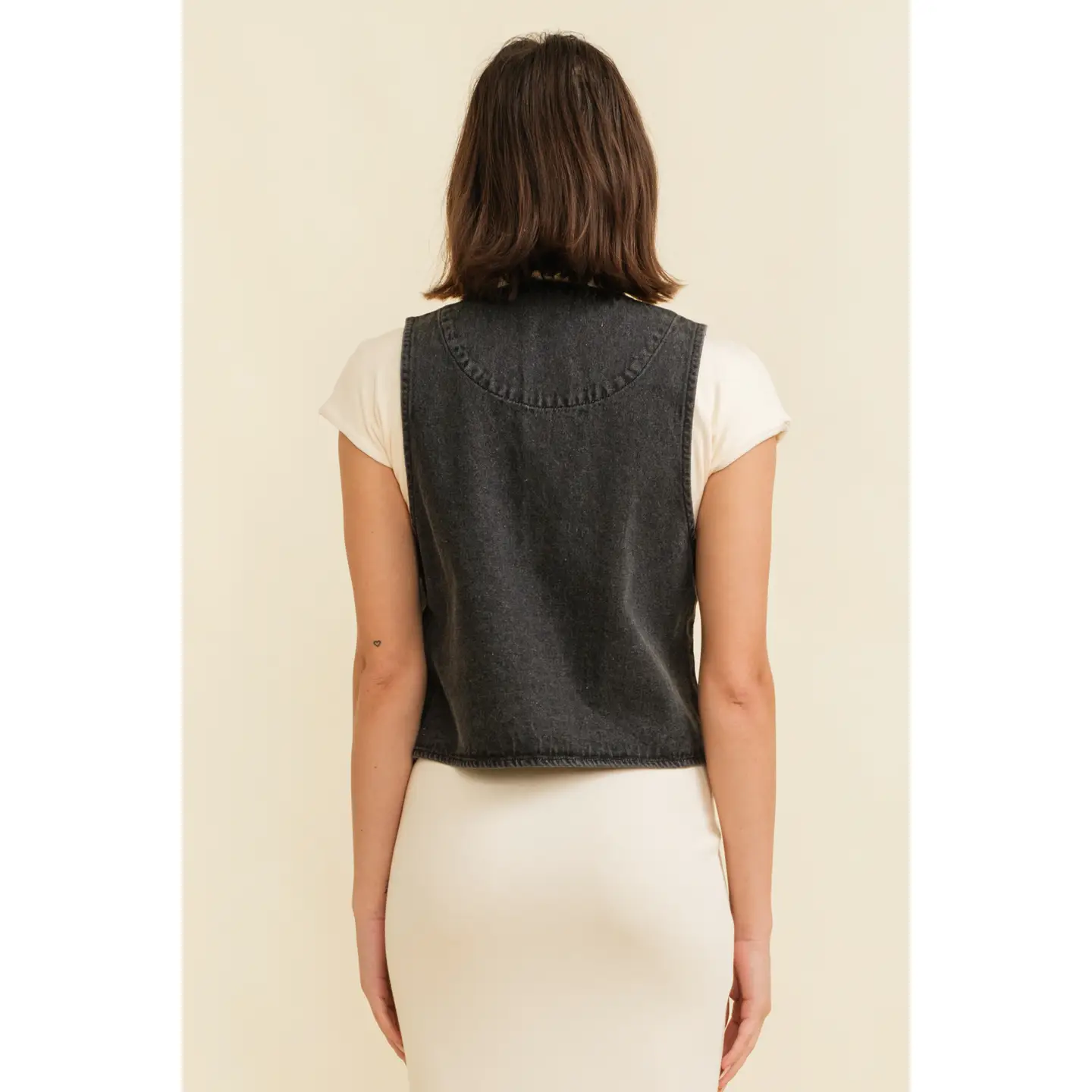Double Knot Vest - Black