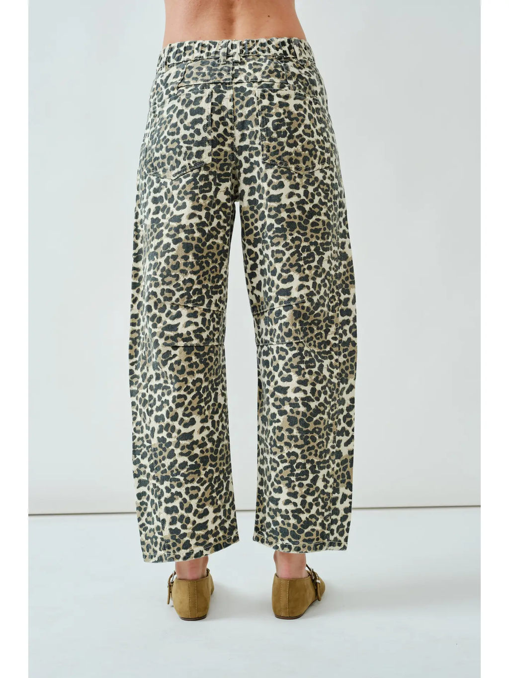Slouchy Relax Fit Crop Barrel Jeans