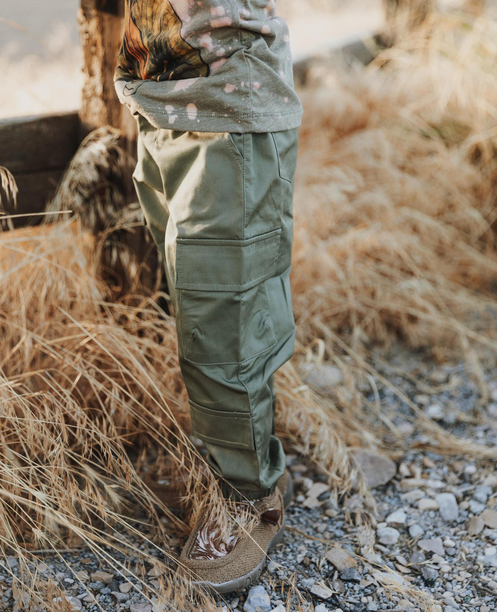 ARMY GREEN CARGO PANTS