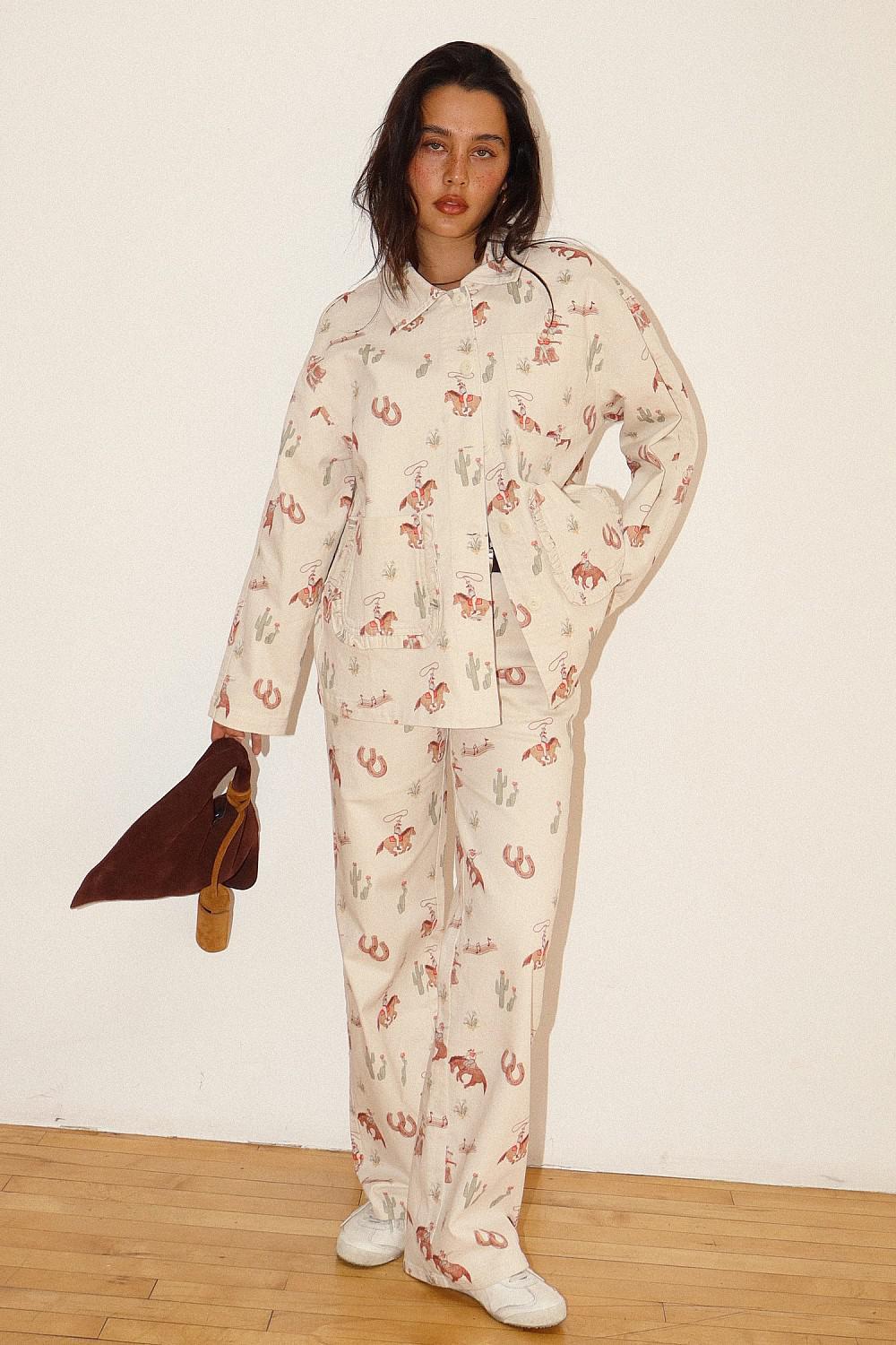 COWGIRL PRINT BUTTON DOWN JACKET