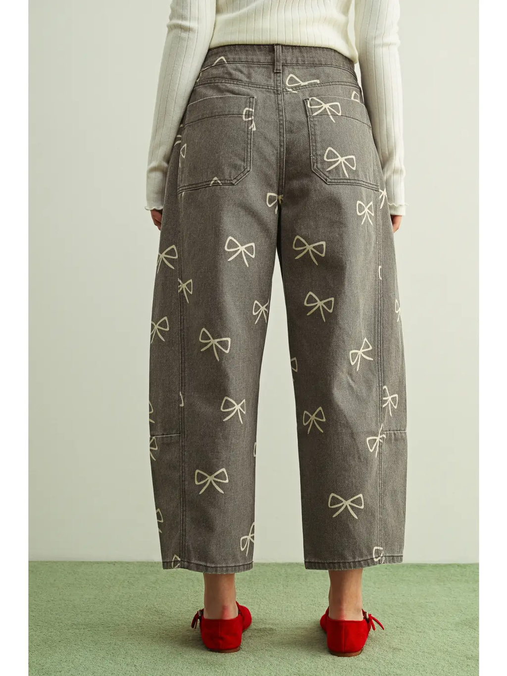 Bow Printed Barrel Pants