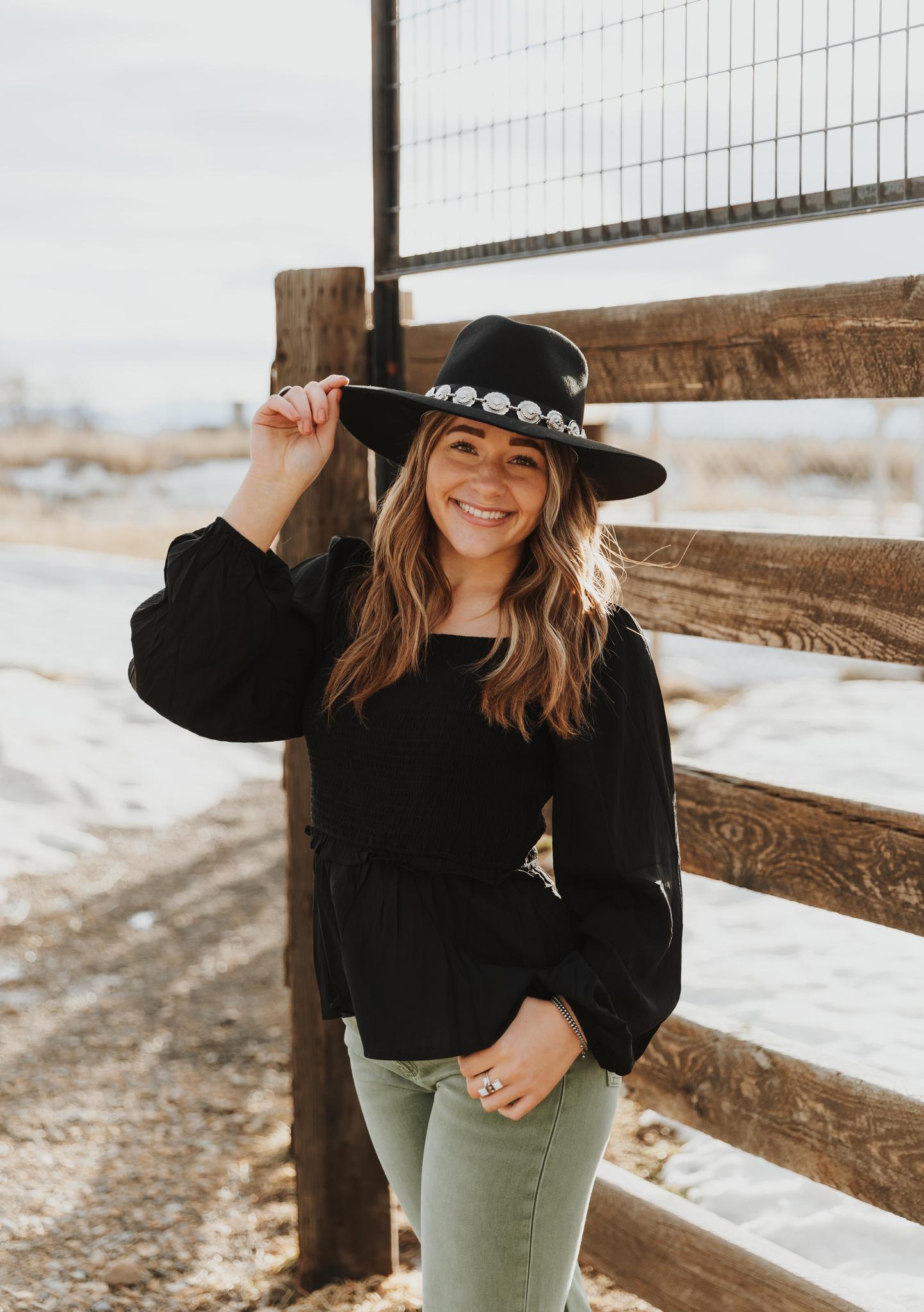LADIES PINCH FRONT BLACK HAT