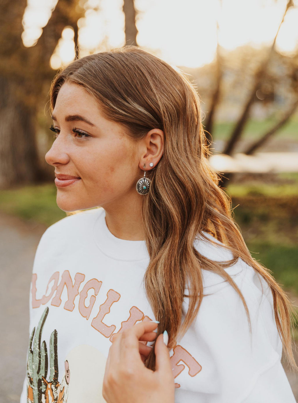 LONG LIVE COWGIRLS SWEATSHIRT (OVERSIZED)