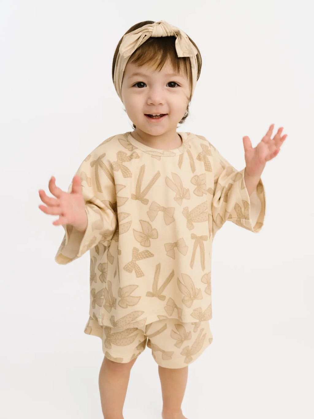 Neutral Bows Slouchy Set