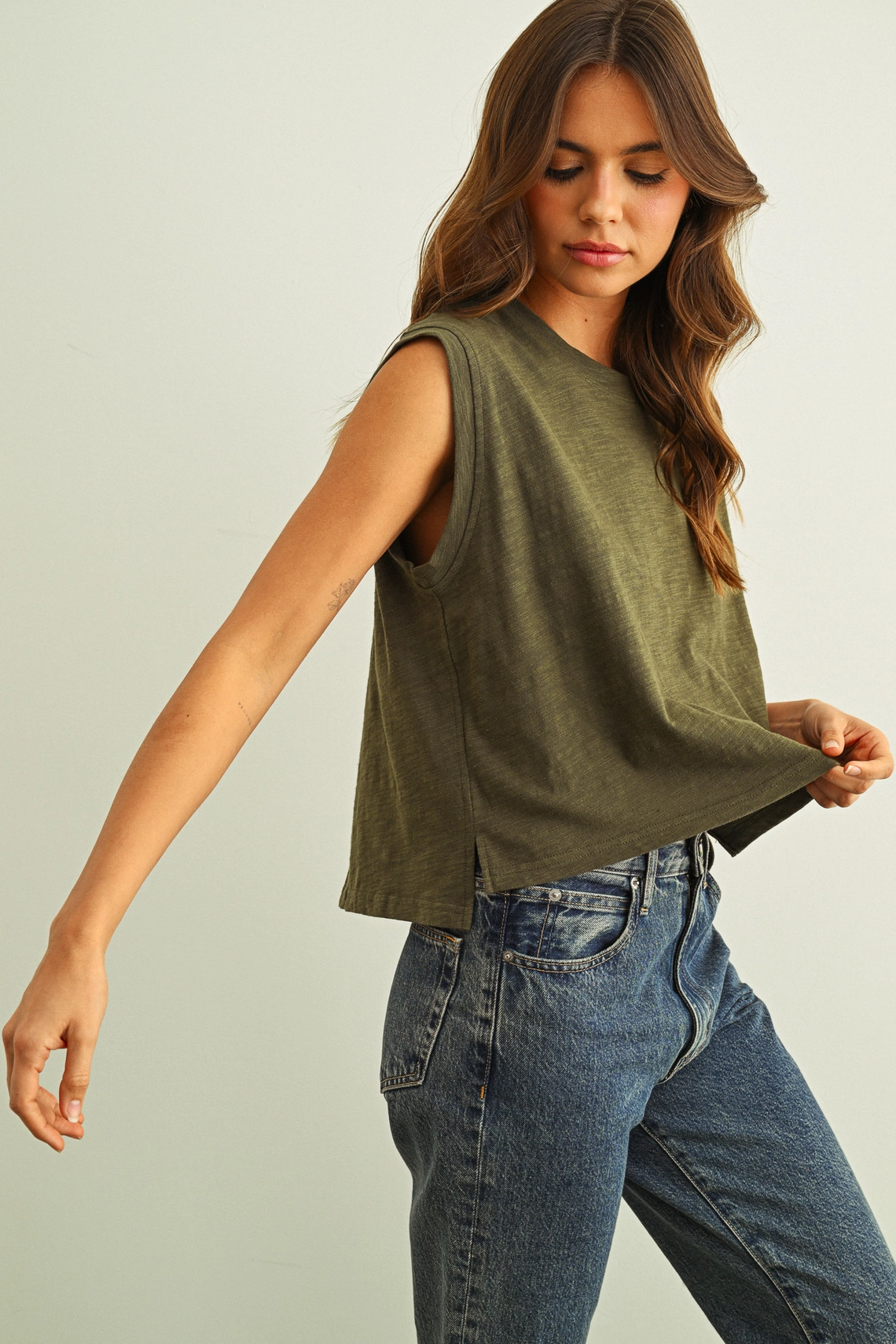 Round Neck Slub Top - Olive