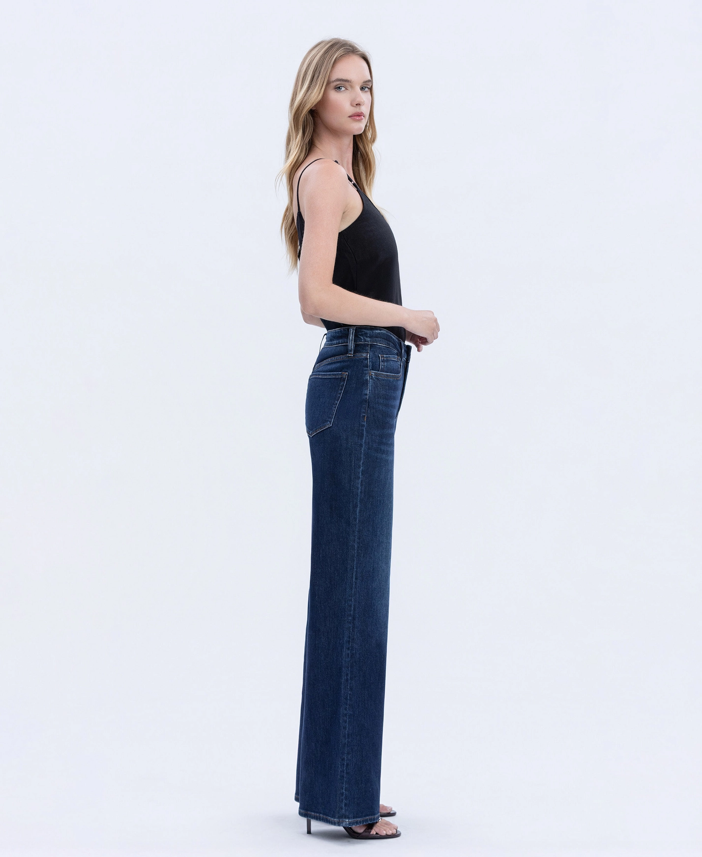 Super High Rise Full Length Wide Jeans T6937