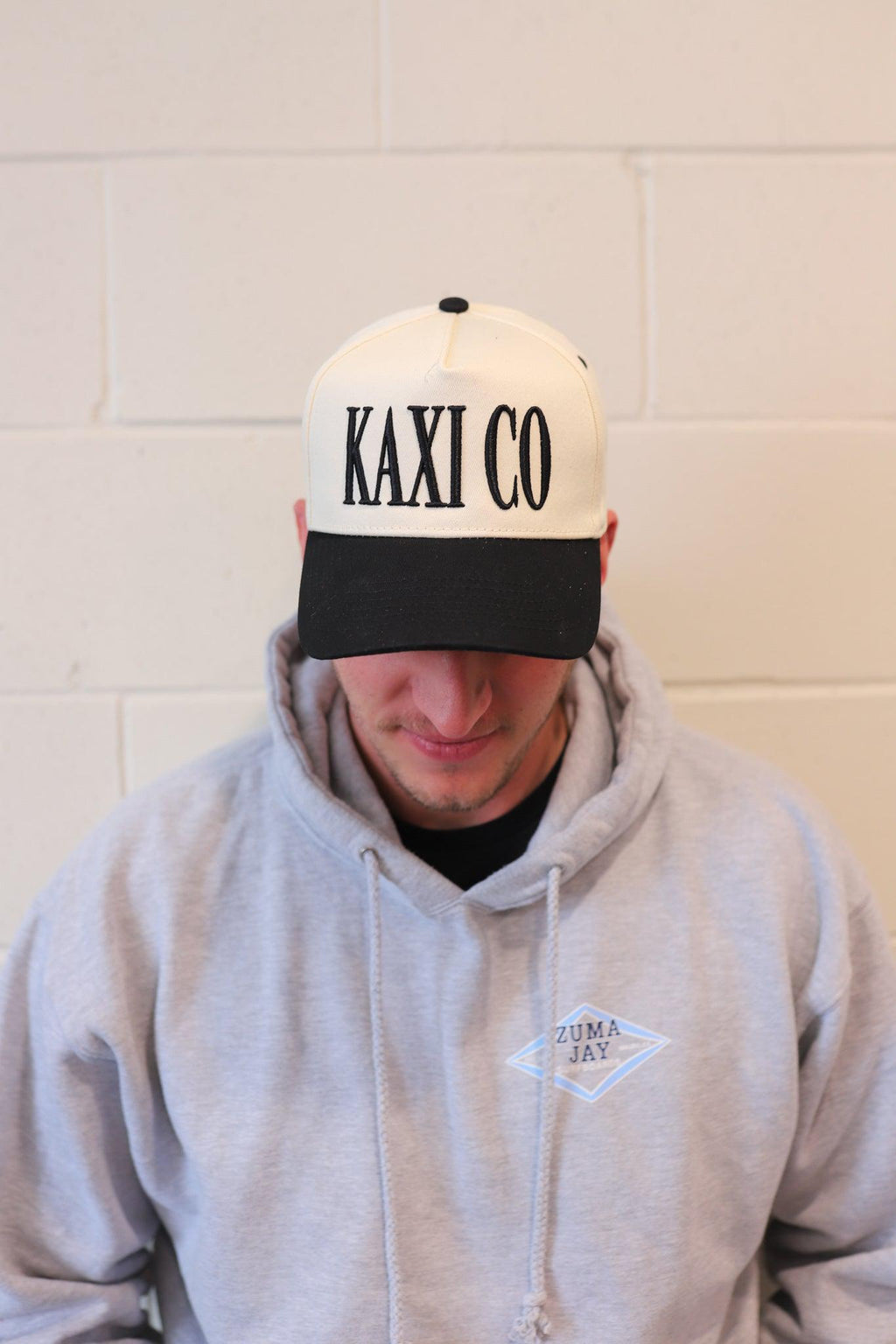 KAXI CO TRUCKER HAT - BLACK