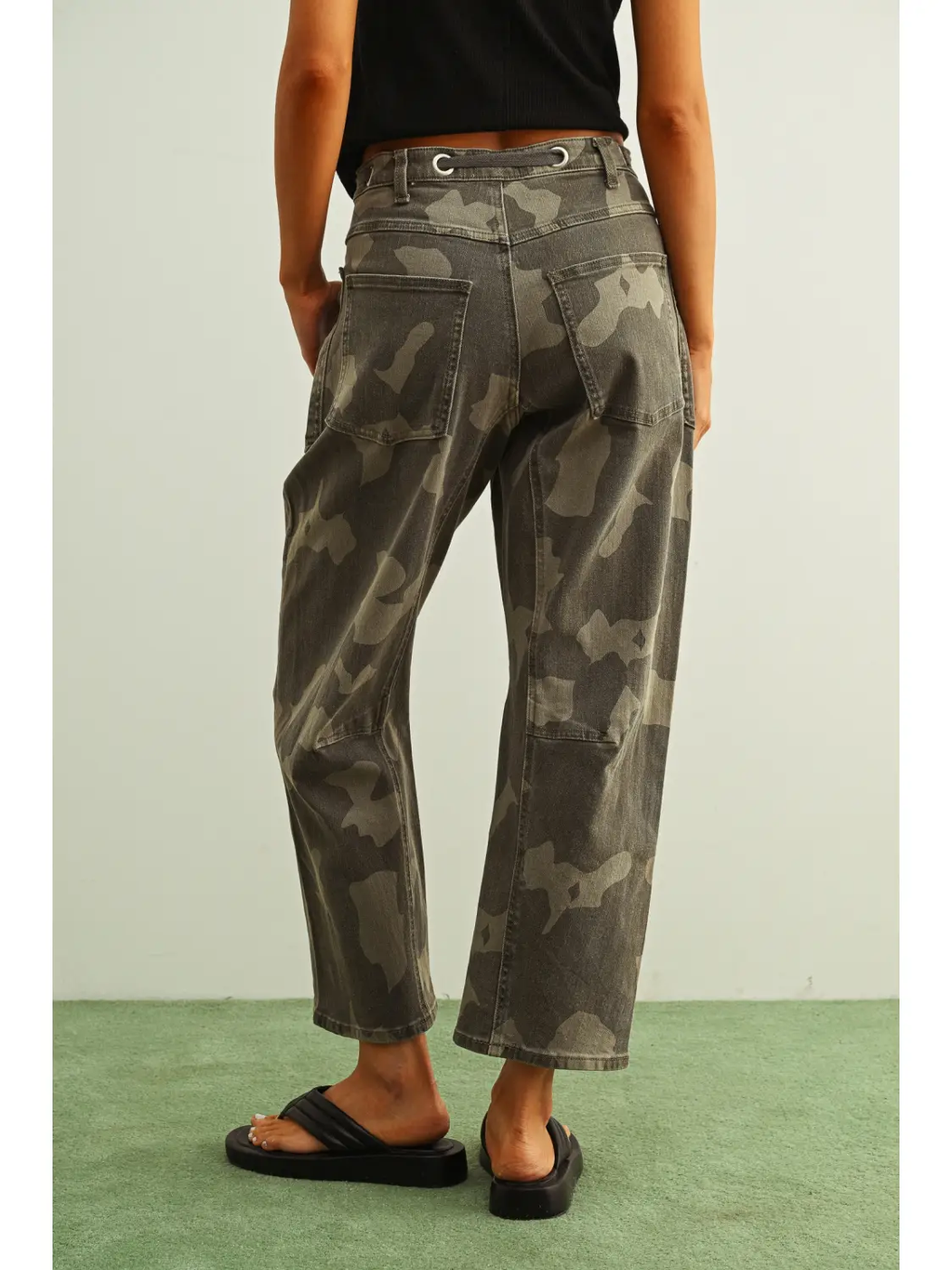 Camouflage Print with Belt Pants