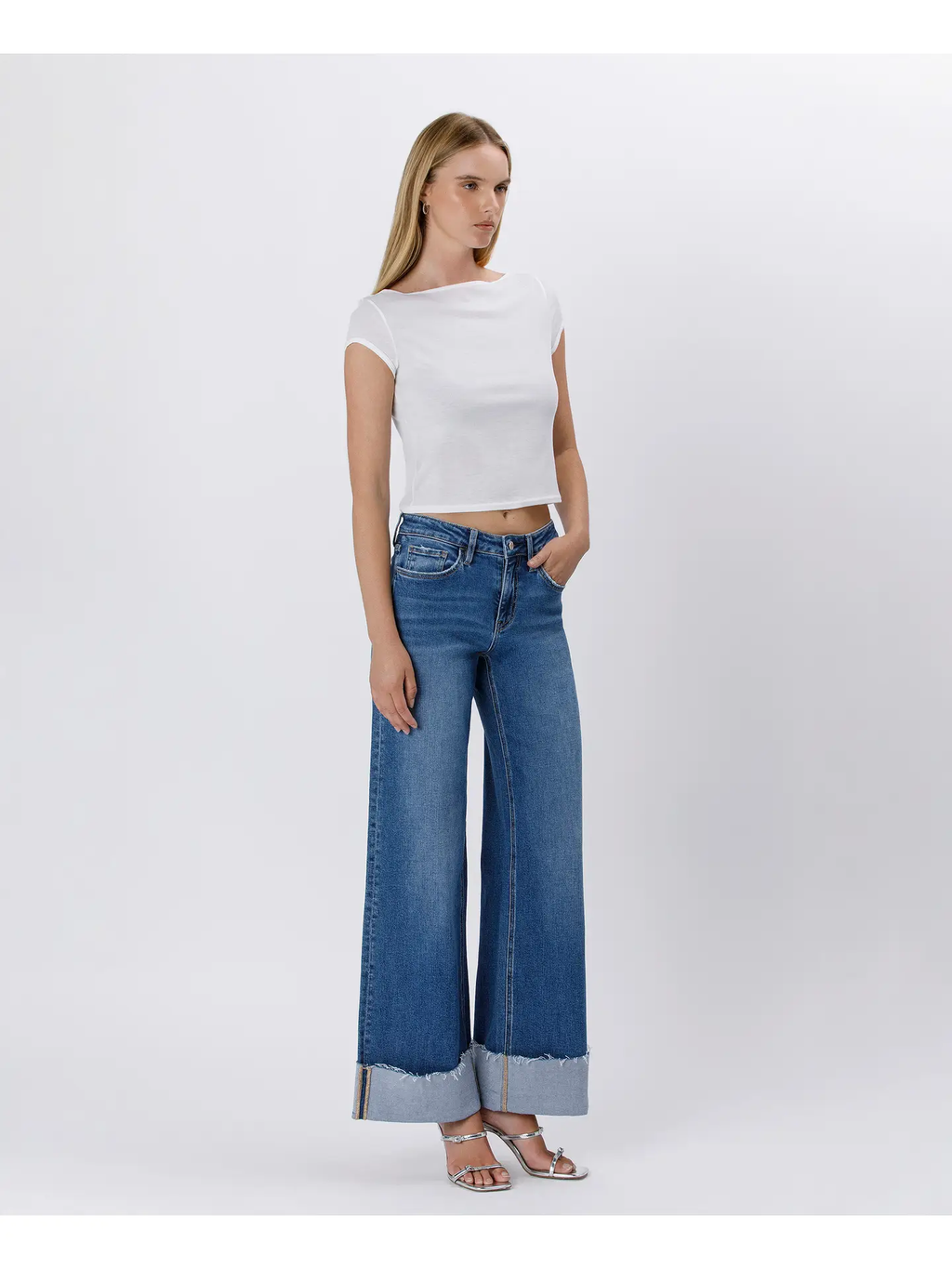 High Rise Cuffed Wide Jeans | REMEDY