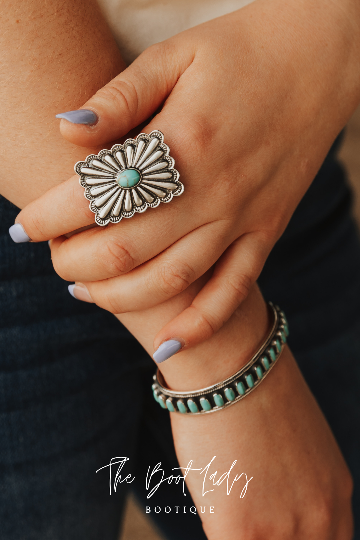 ADJUSTABLE SQUARE CONCHO TURQUOISE CENTER STONE