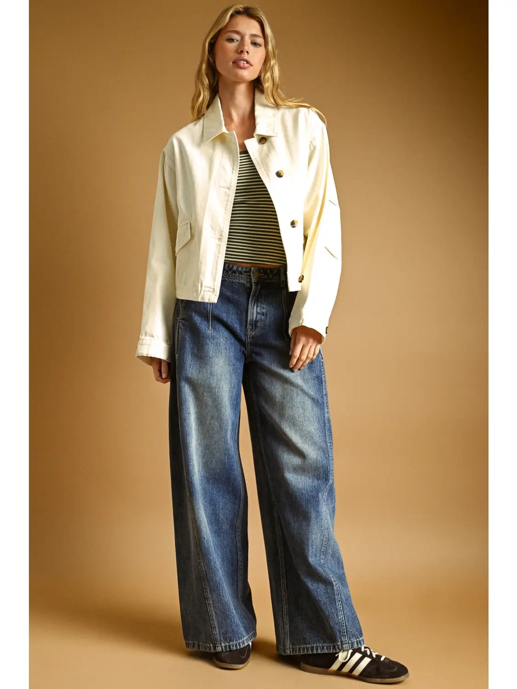 Pleats On the Side Wide Leg Jeans