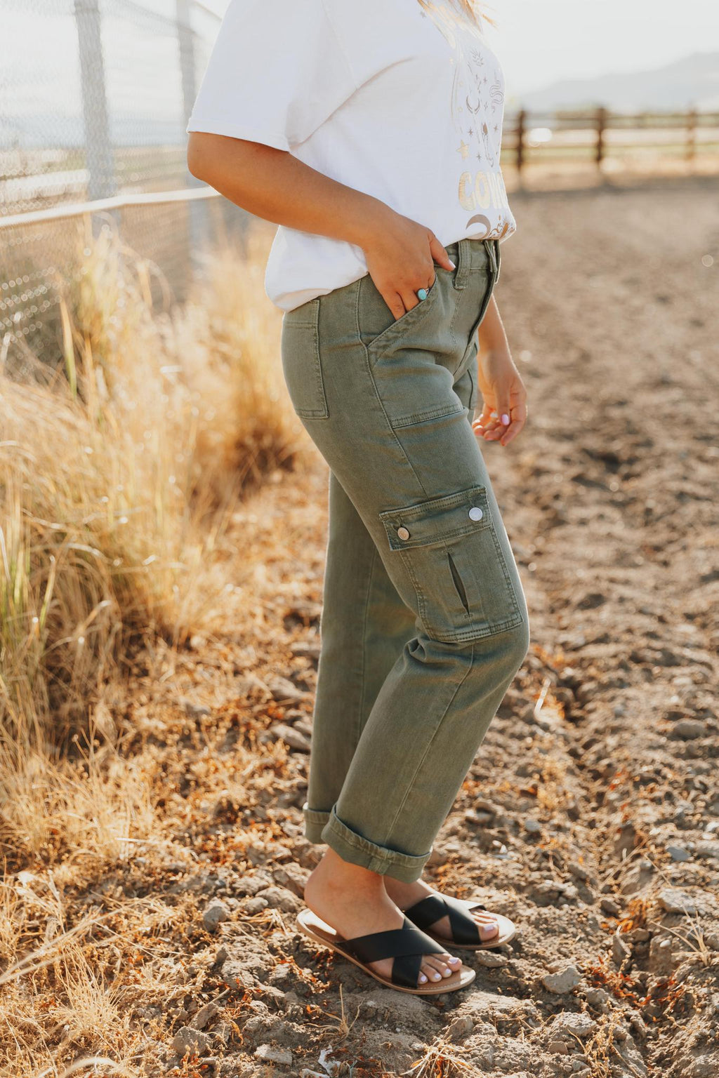 MID RISE STRAIGHT CARGO PANT