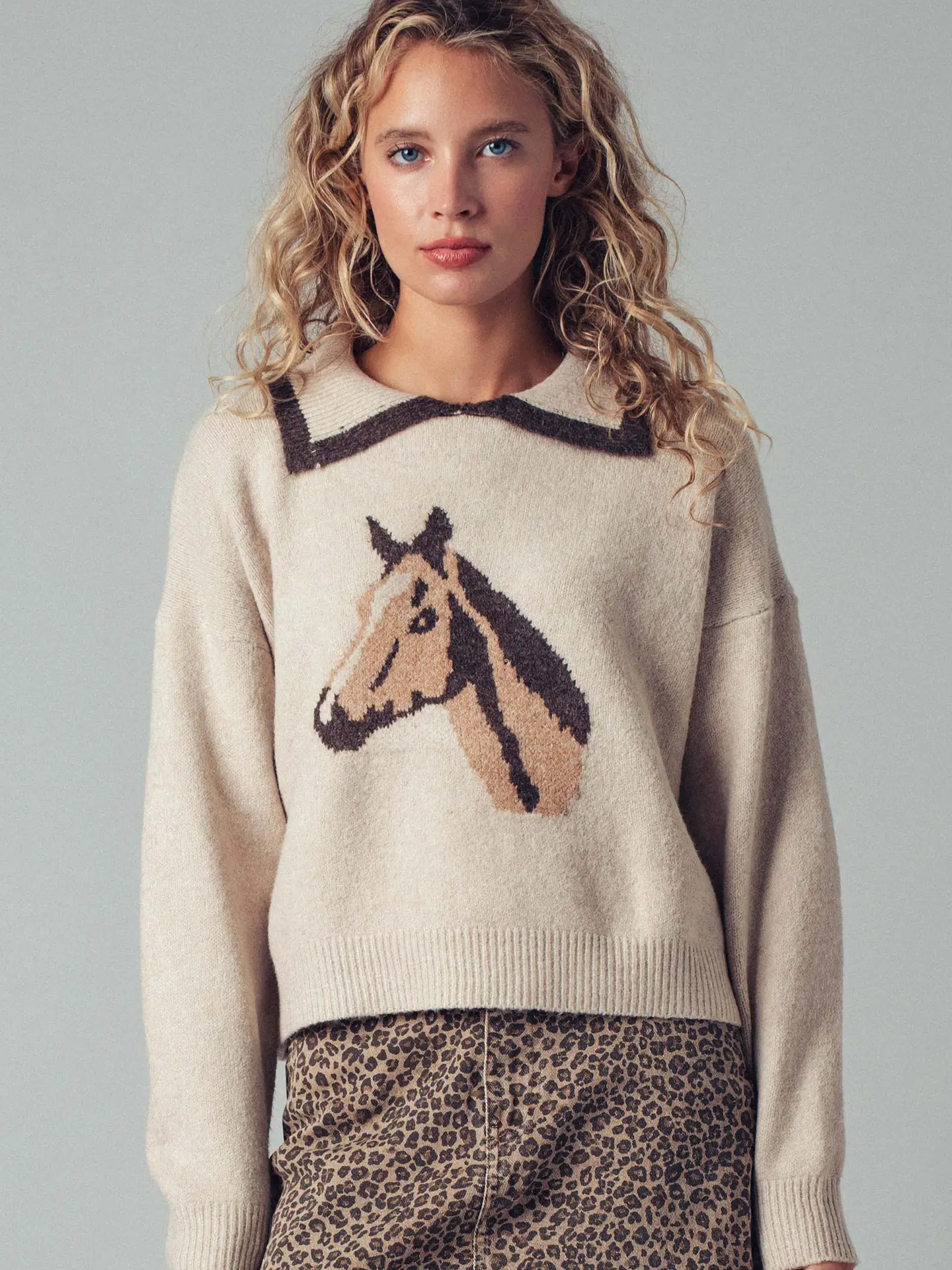 Horse Motif Knit Sweater - IVORY