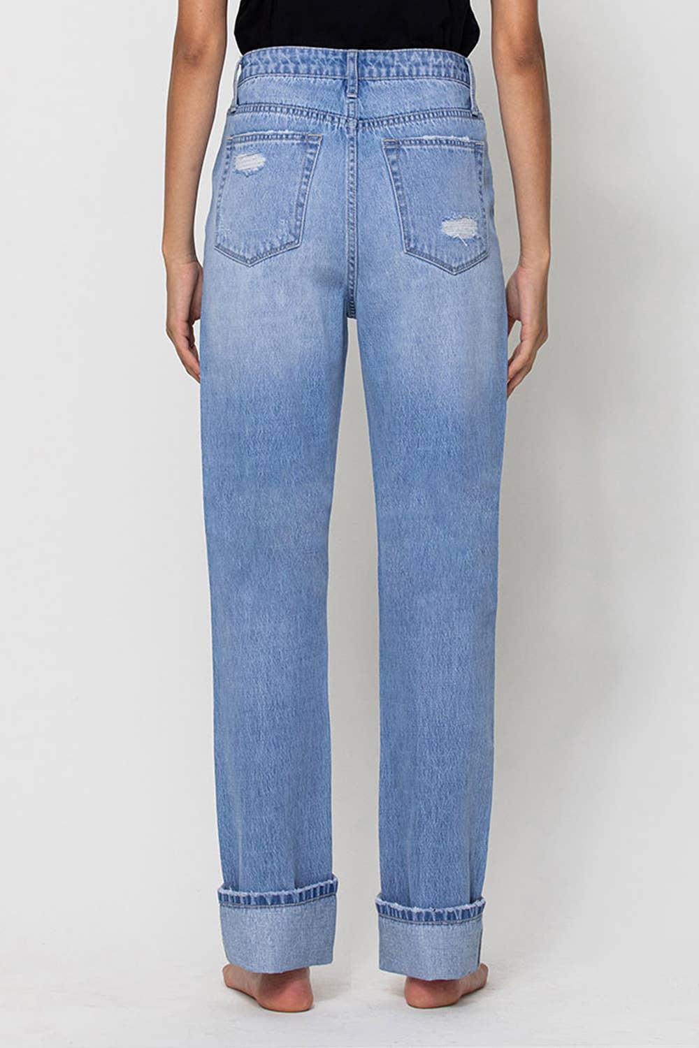 DISTRESSED 90'S STRAIGHT JEANS | ALYSSA FAR OUT
