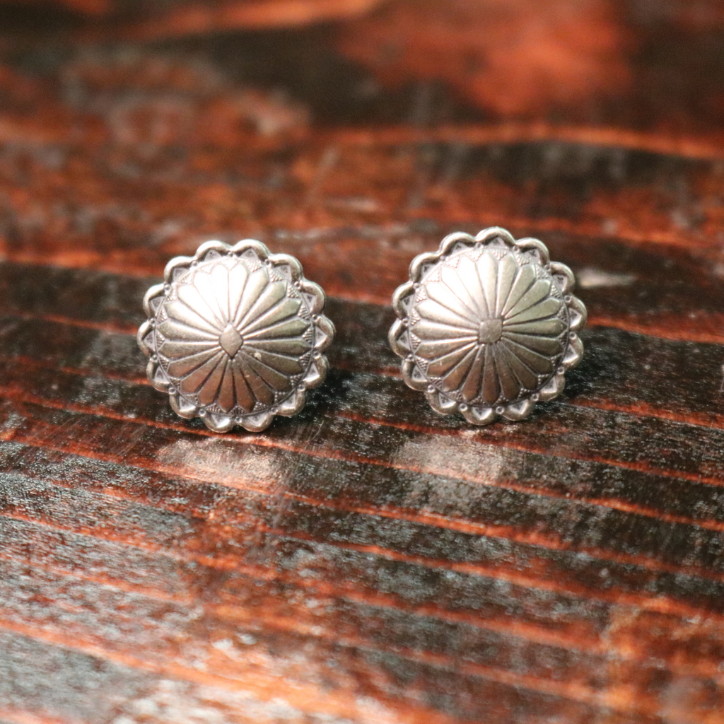 CONCHO ROUND STUD EARRINGS STYLE - 003