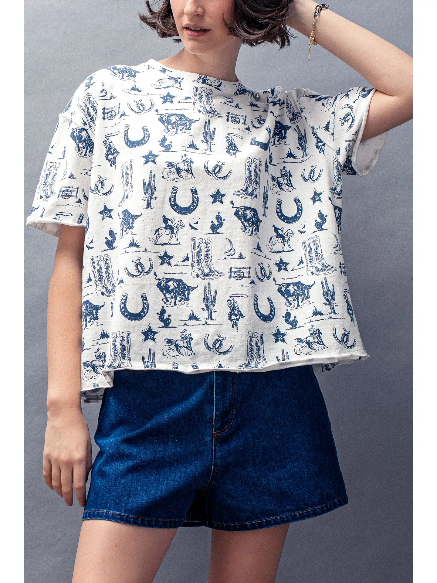 Western Graphic Print Relaxed Fit Tee - Cream & Navy