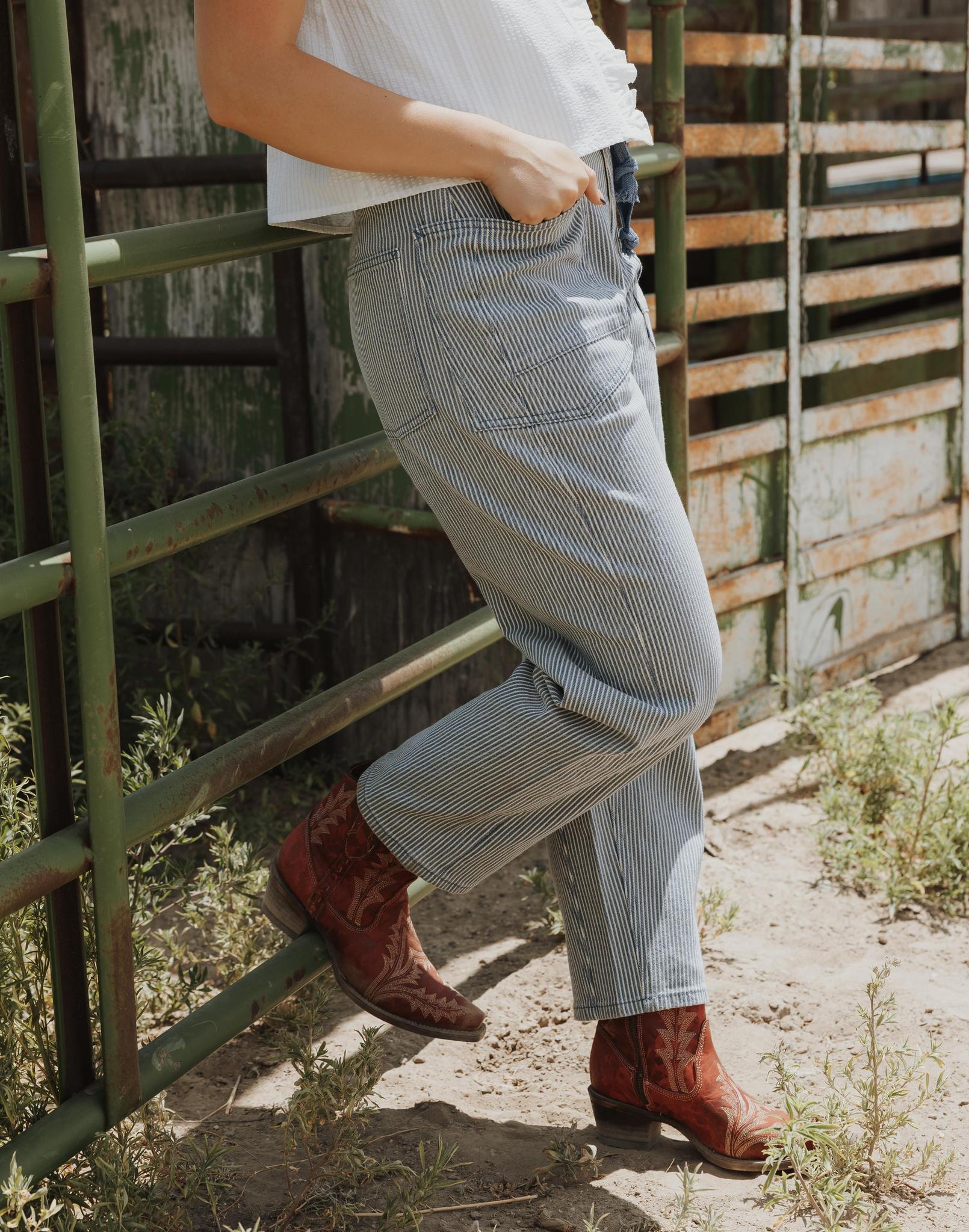 Striped Pattern Washed Barrel Pants with Belt - Blue