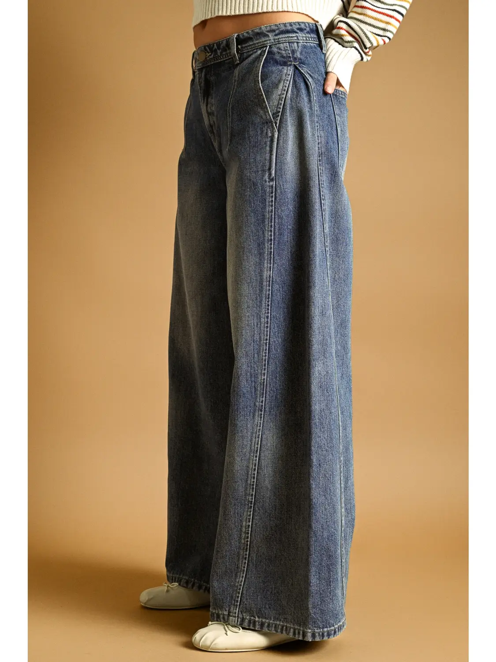 Pleats On the Side Wide Leg Jeans