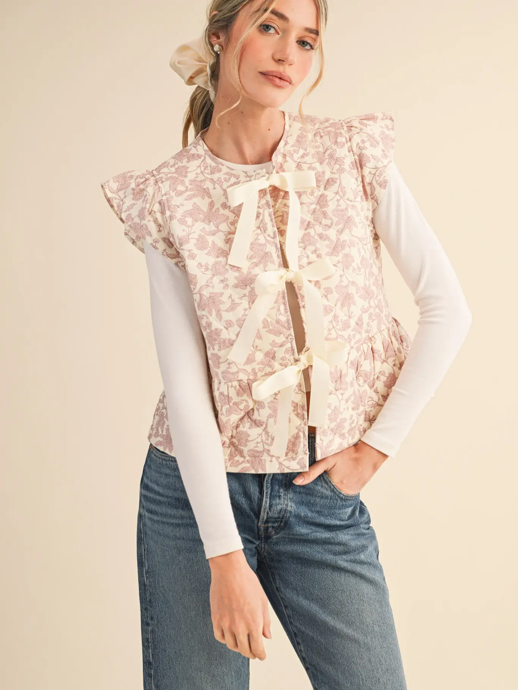 Flutter Sleeve Floral Quilted Vest - IVORY PINK FLORAL