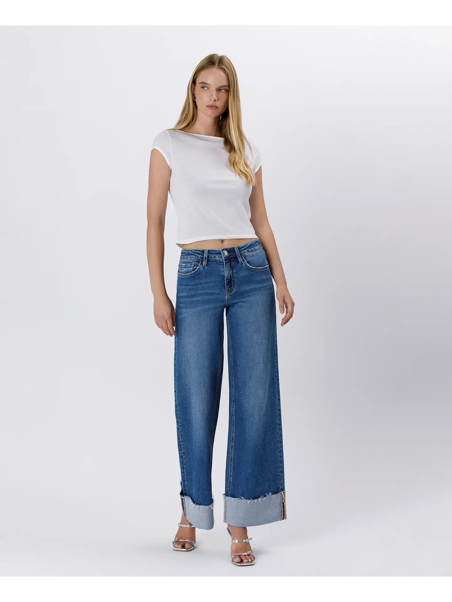 High Rise Cuffed Wide Jeans | REMEDY