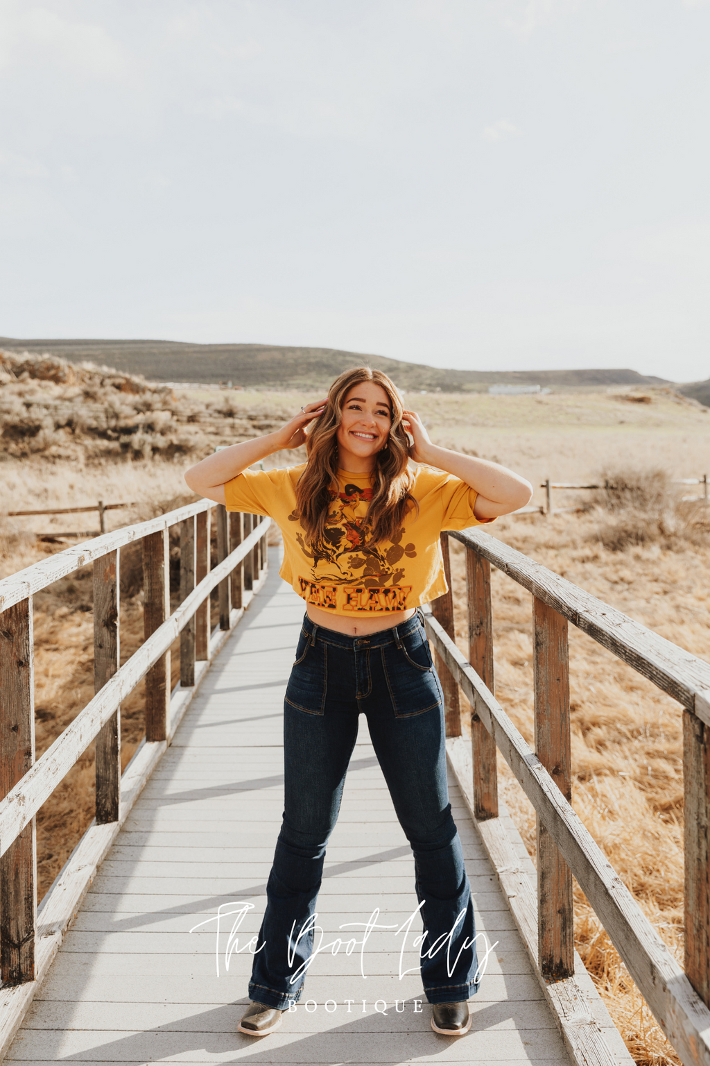 GINA Sunset Yeehaw Tee