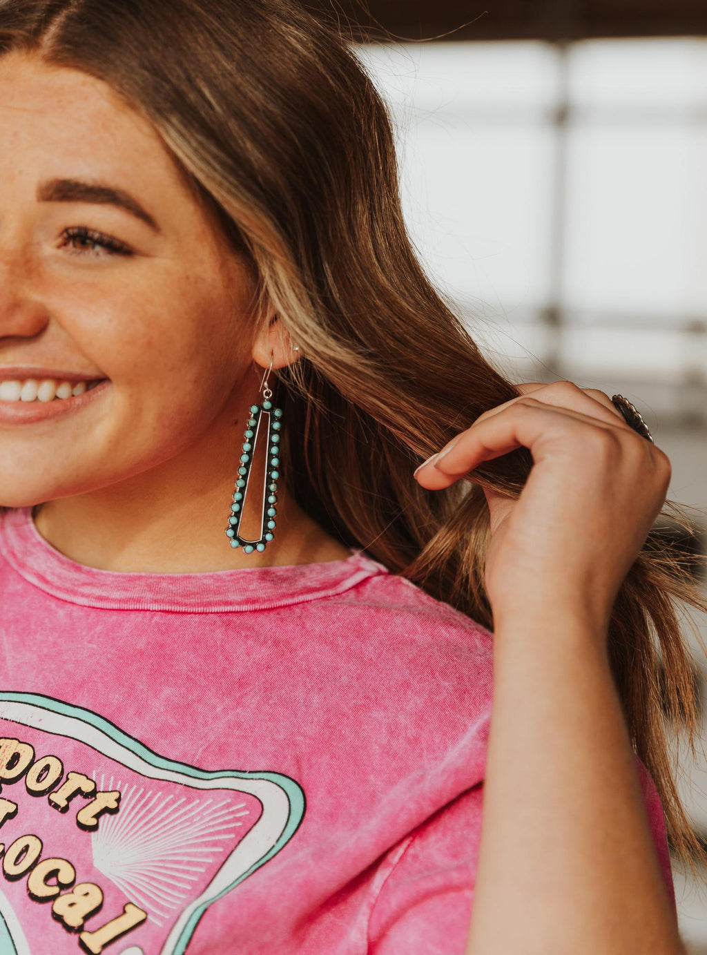 ROUNDED LONG TRIANGLE EARRINGS WITH TURQUOISE DOTS