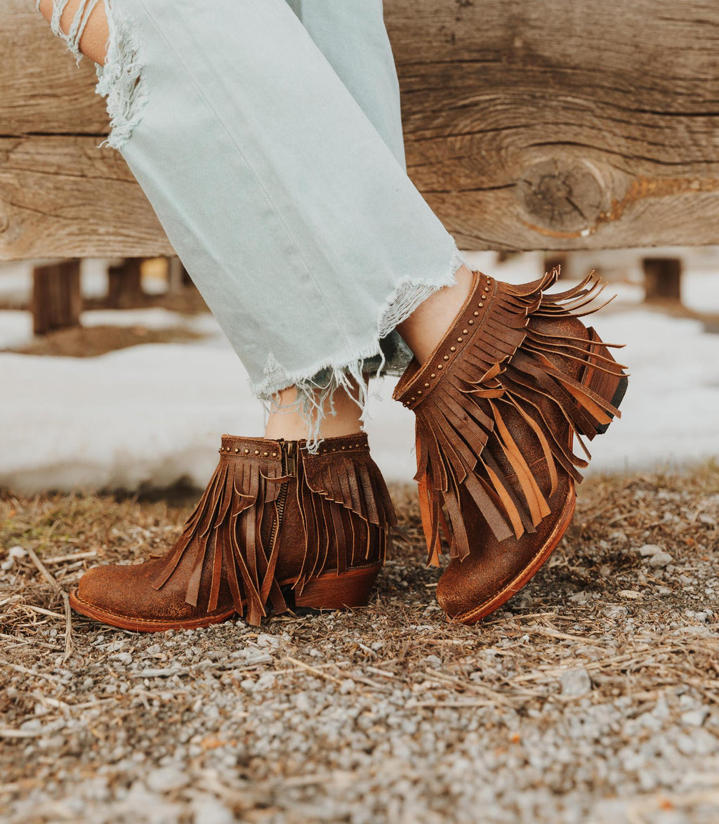 FINAL SALE Ladies Fringe Dist. Brown C-Toe