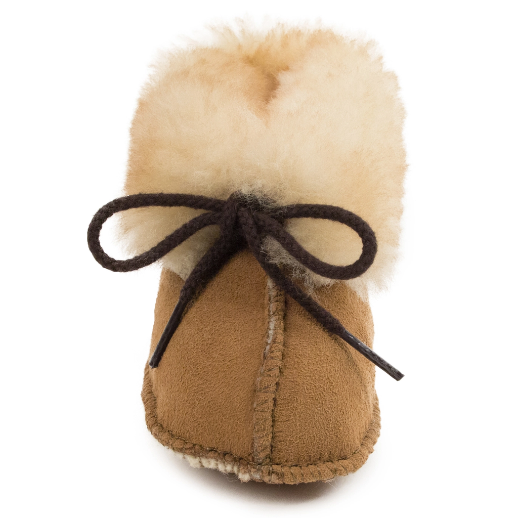 MINNETONKA INFANT SHEEPSKIN BOOTIE
