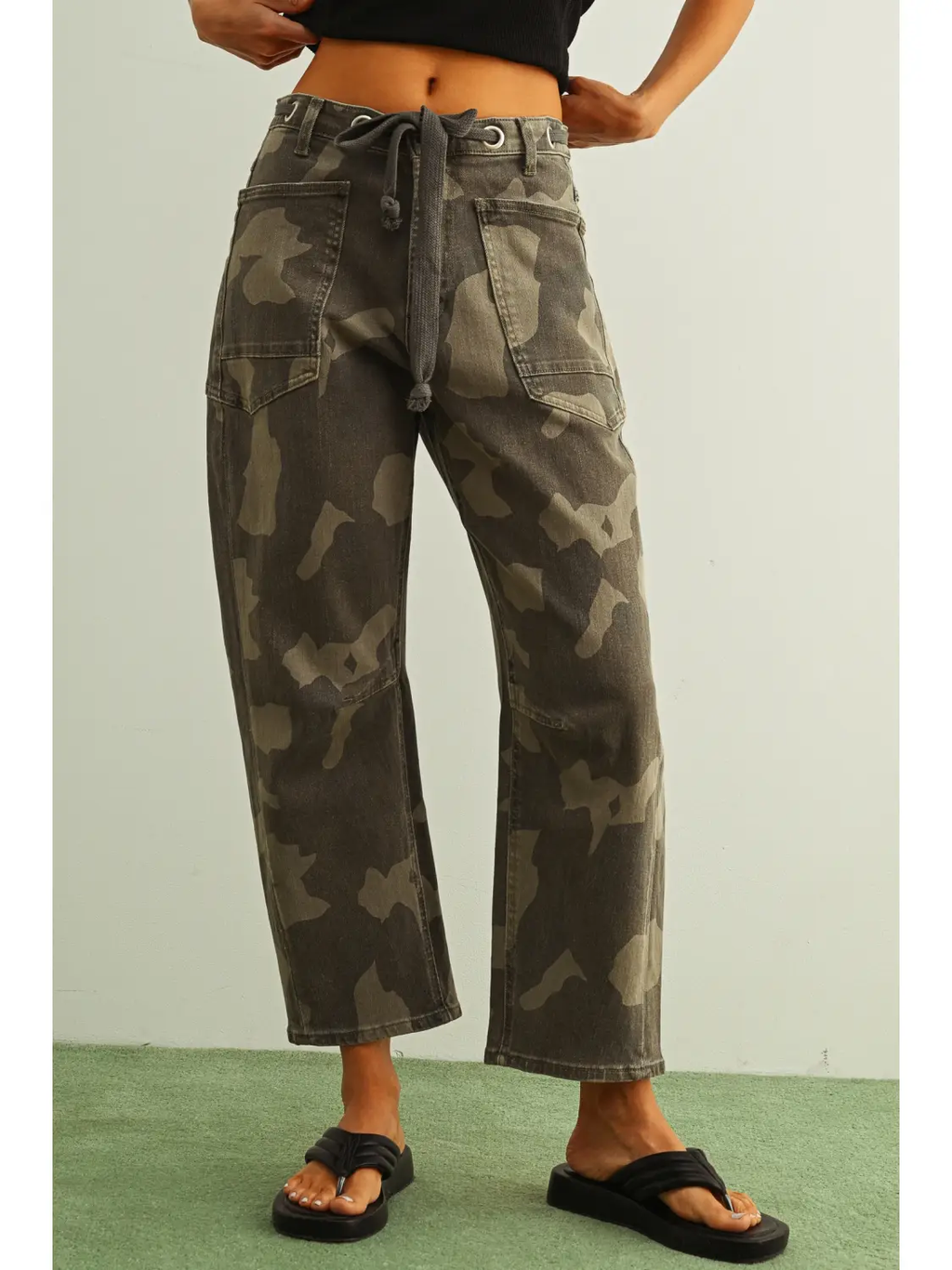 Camouflage Print with Belt Pants
