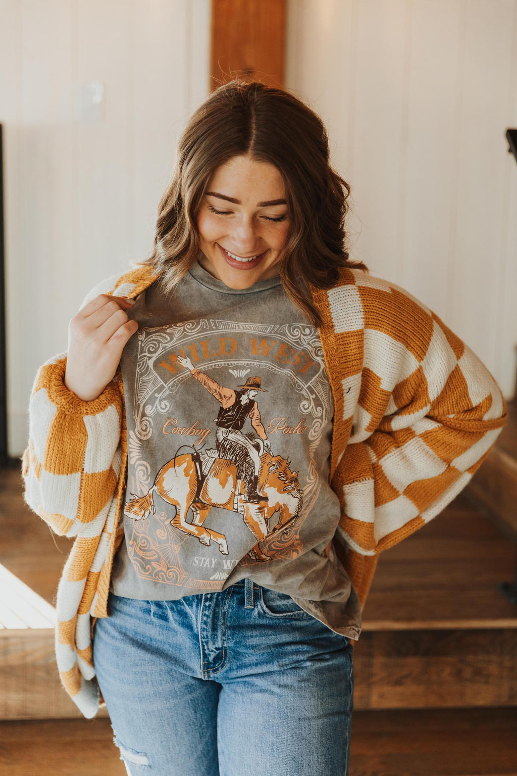 WILD WEST COWBOY RODEO SHORT SLEEVE GRAPHIC TEE - MINERAL GREY