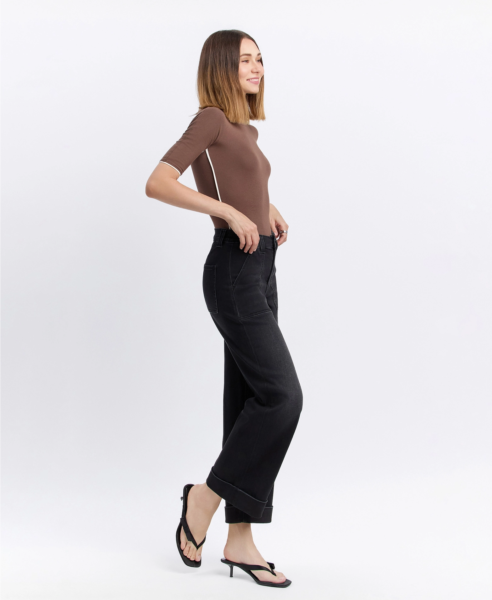 High Rise Cuffed Baggy Wide Jeans - Black