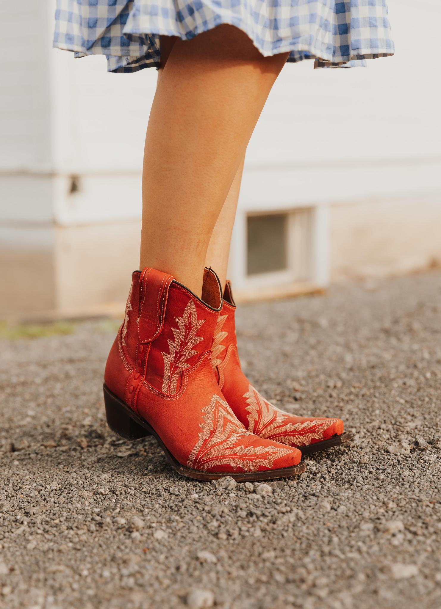 LD RED EMBROIDERY & ZIPPER ANKLE BOOT - L5704