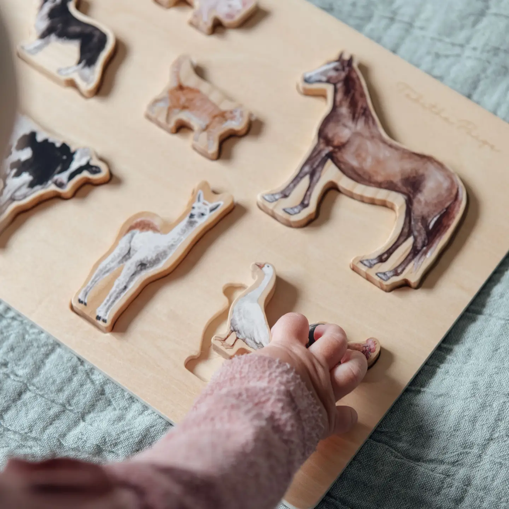 Farm Animals Wooden Puzzle: A Tabitha Paige Puzzle