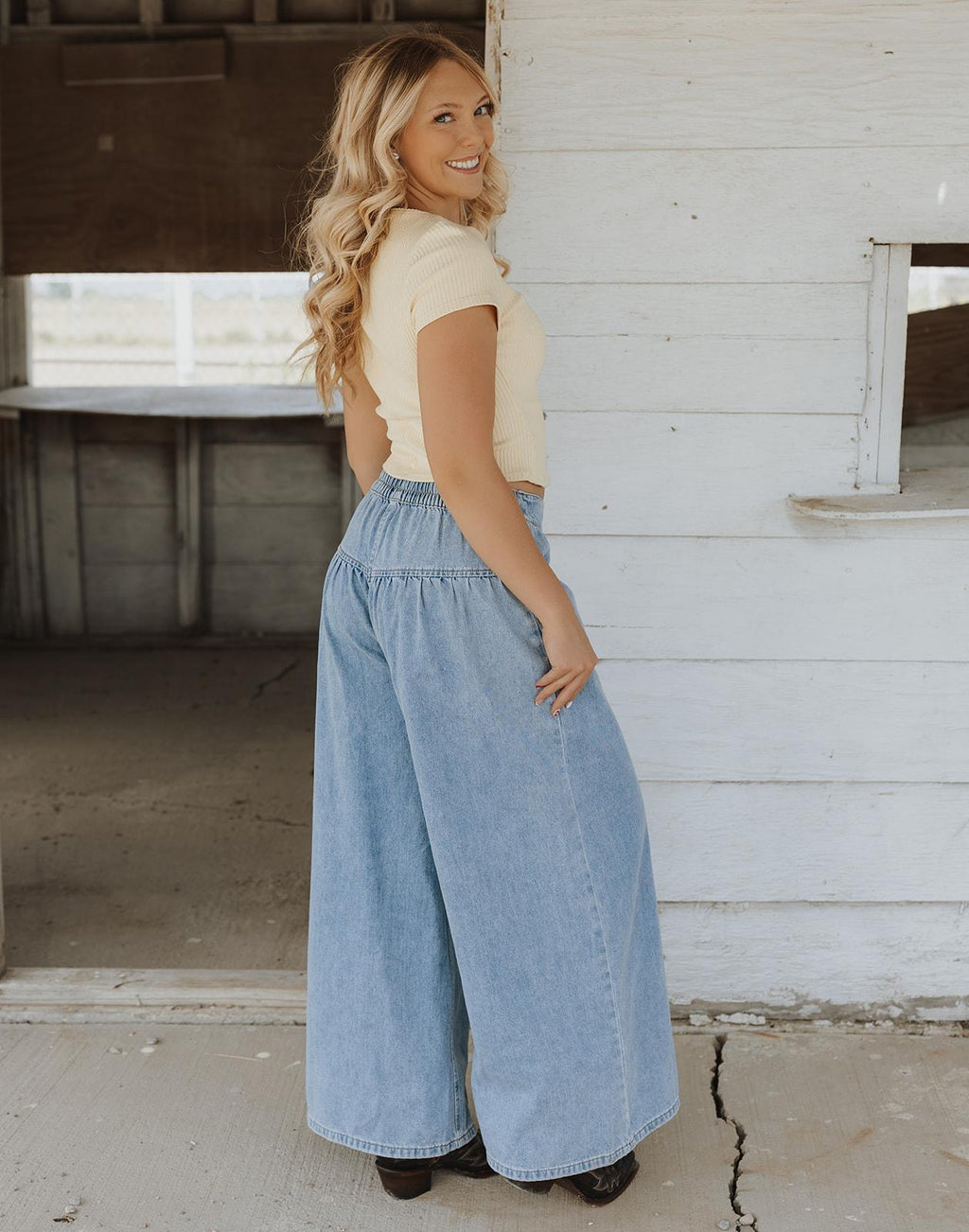 Button Front Shirring Detailed Wide Leg Pants