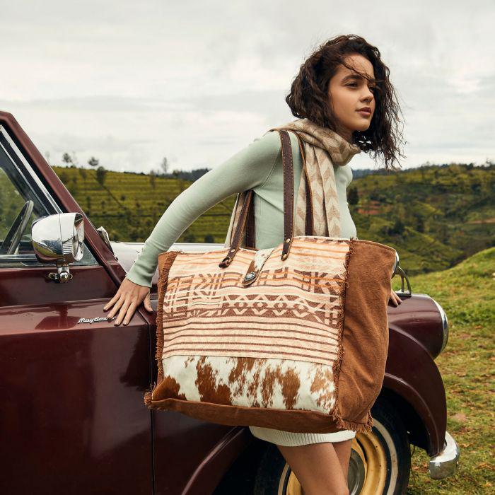 CORAL BLOSSOMS WEEKENDER BAG S-4413